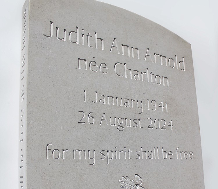 Portland memorial with carved back & edges